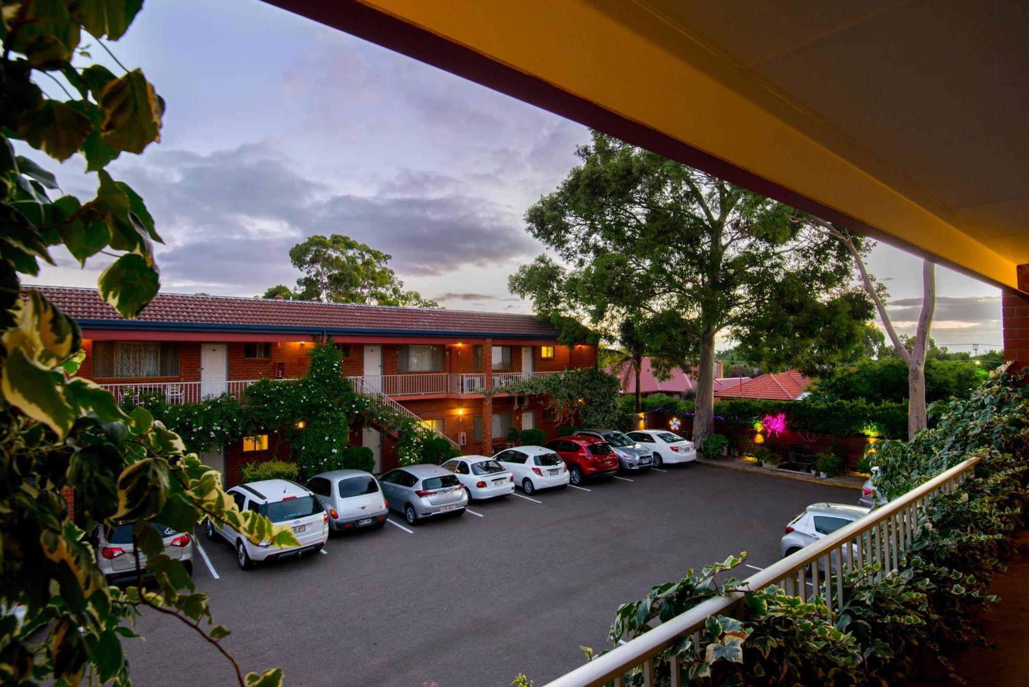 Adelaide Granada Motor Inn Luaran gambar